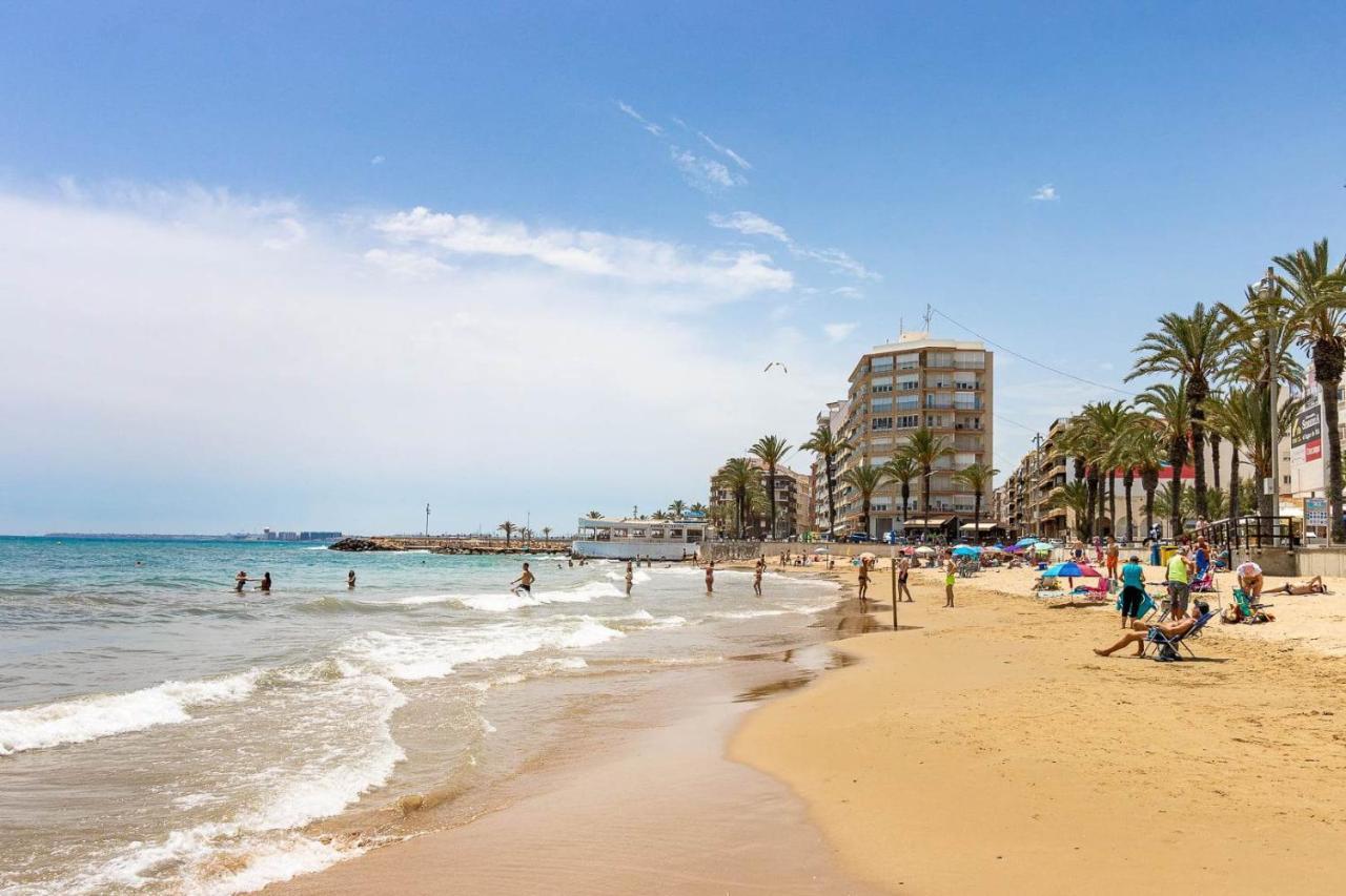 Cozy Appartment Torrevieja At Irina 外观 照片