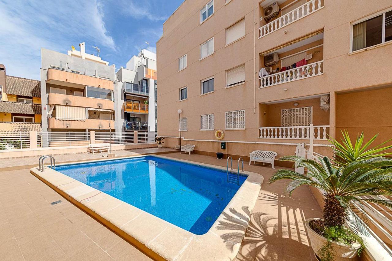 Cozy Appartment Torrevieja At Irina 外观 照片